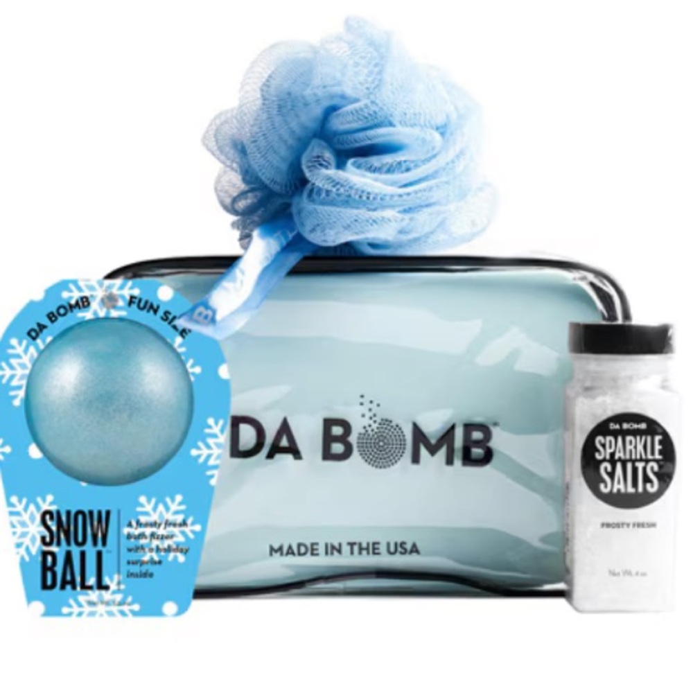 NEW Snowball Bath Set
